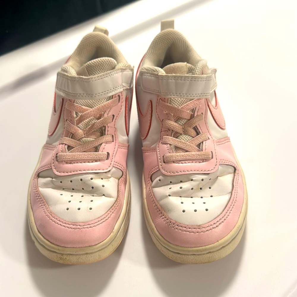 Girls Nike shoes